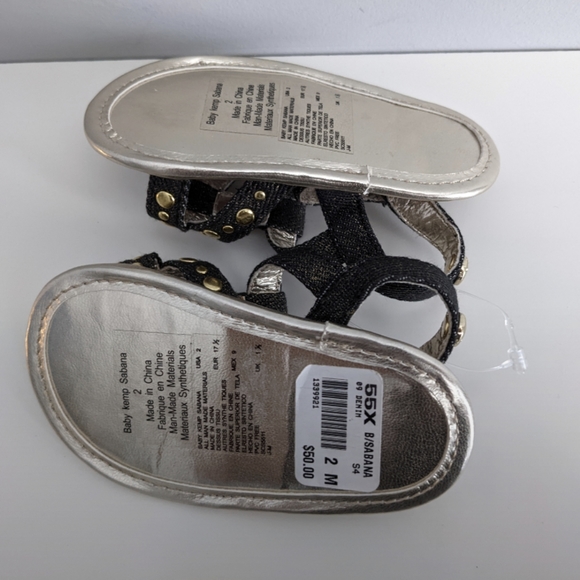 Baby 2/3 months Stuart Weitzman grommet sandals NWT - Picture 2 of 2